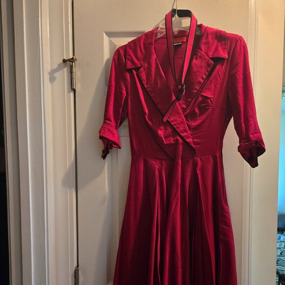 Deadly Dames Haunted Housewife dress, red, Size S, EUC - Picture 1 of 2